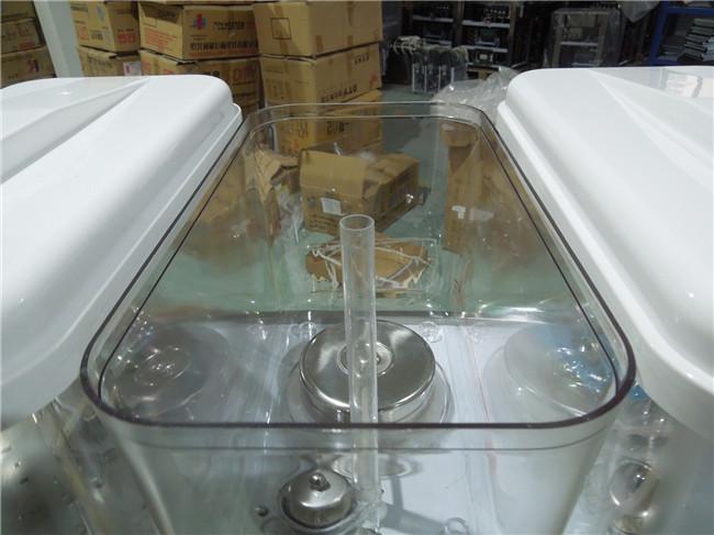 Kommerzielle kalte Getränk-Zufuhr-Maschine mit drei Behältern mit hohem